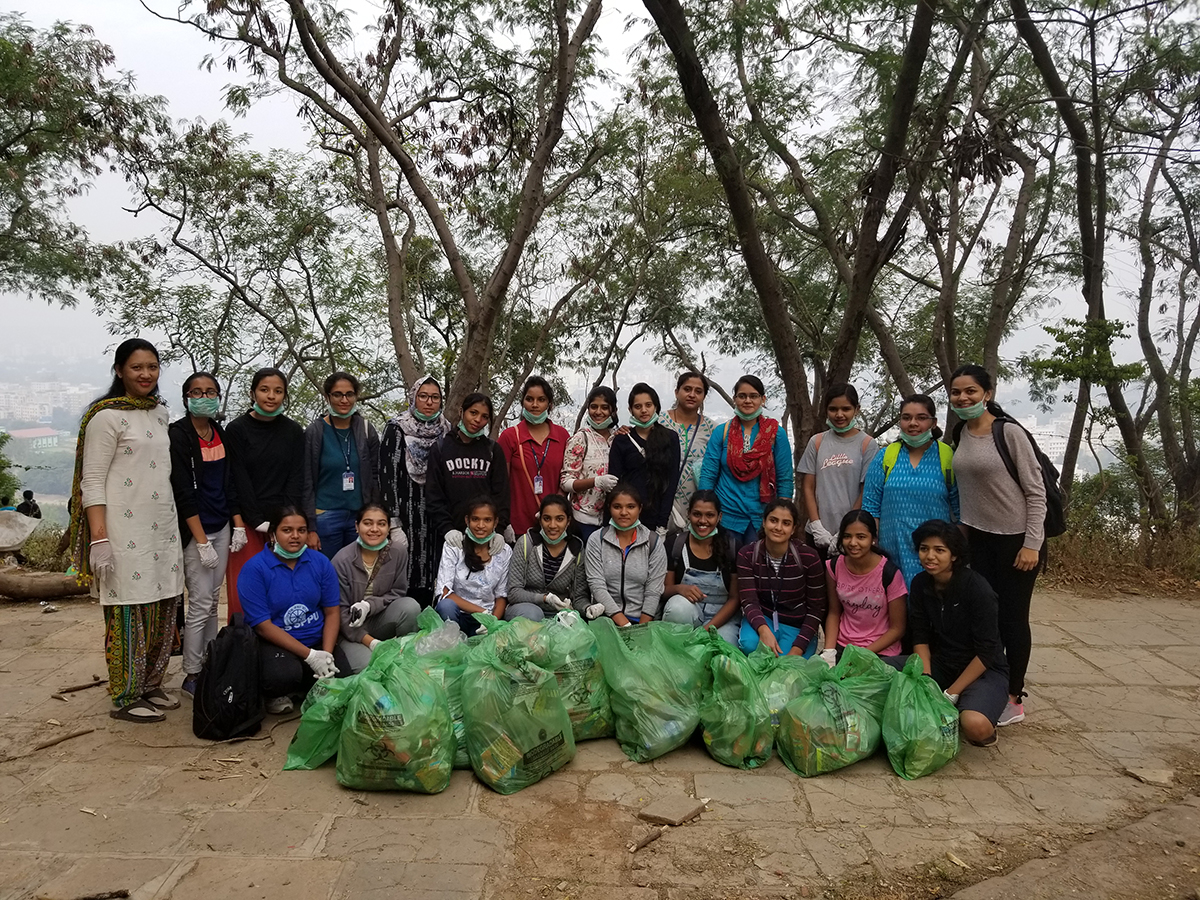 SMC Green Trek cum Cleanliness Drive Parvati Hill After the Clean up Sun 22-12-2019