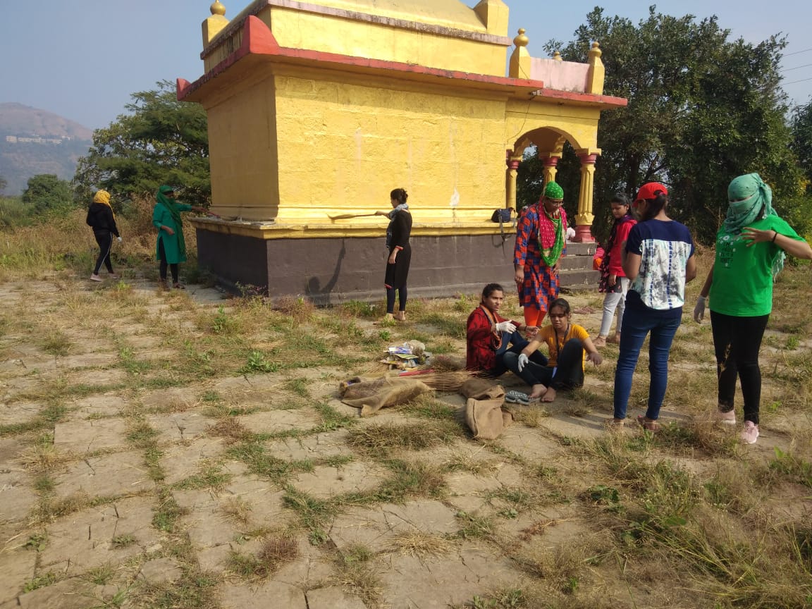 Temple cleaning