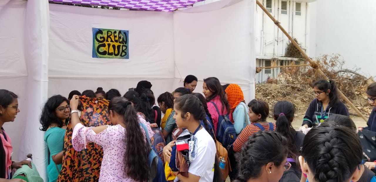 Massive crowd in front of the Green Club stall