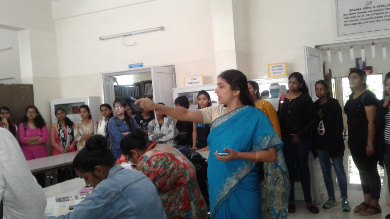 SIP - Day 4 - Mrs Devinder Kaur, Librarian discussing Library Resources with the FY students