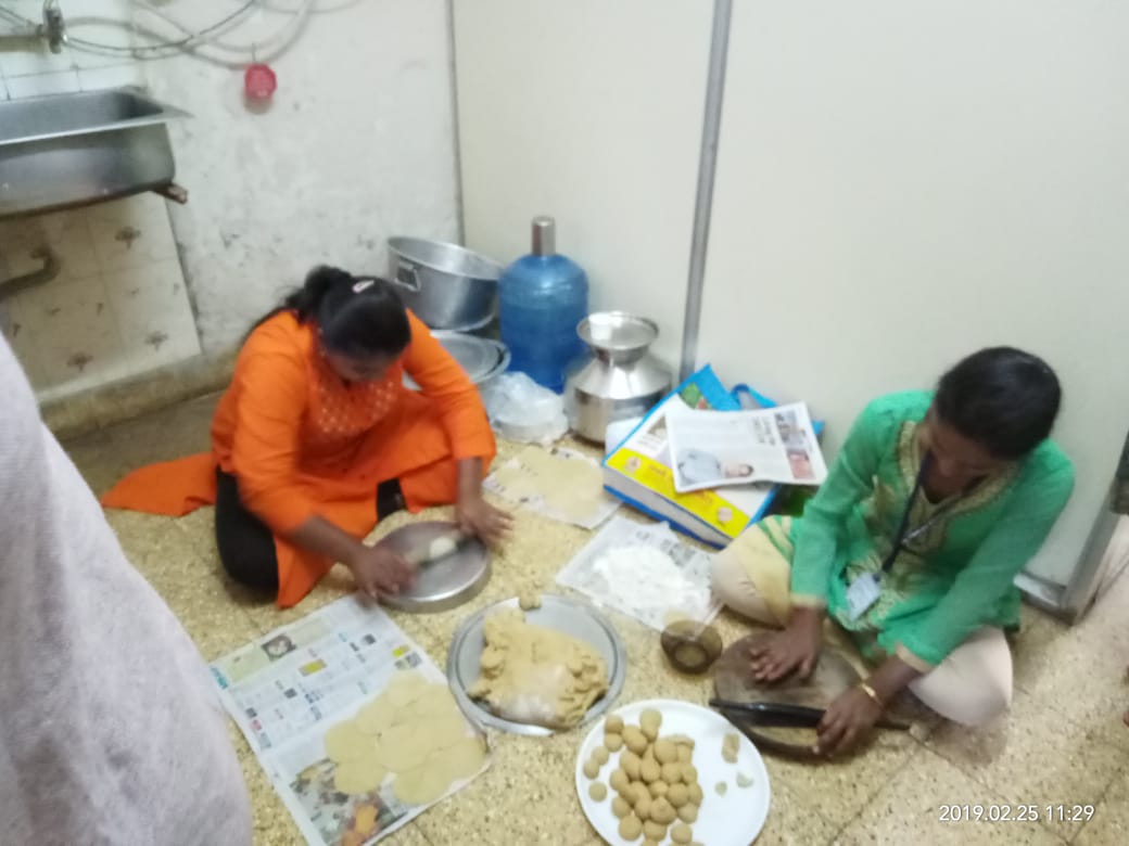 Students preparing Lunch