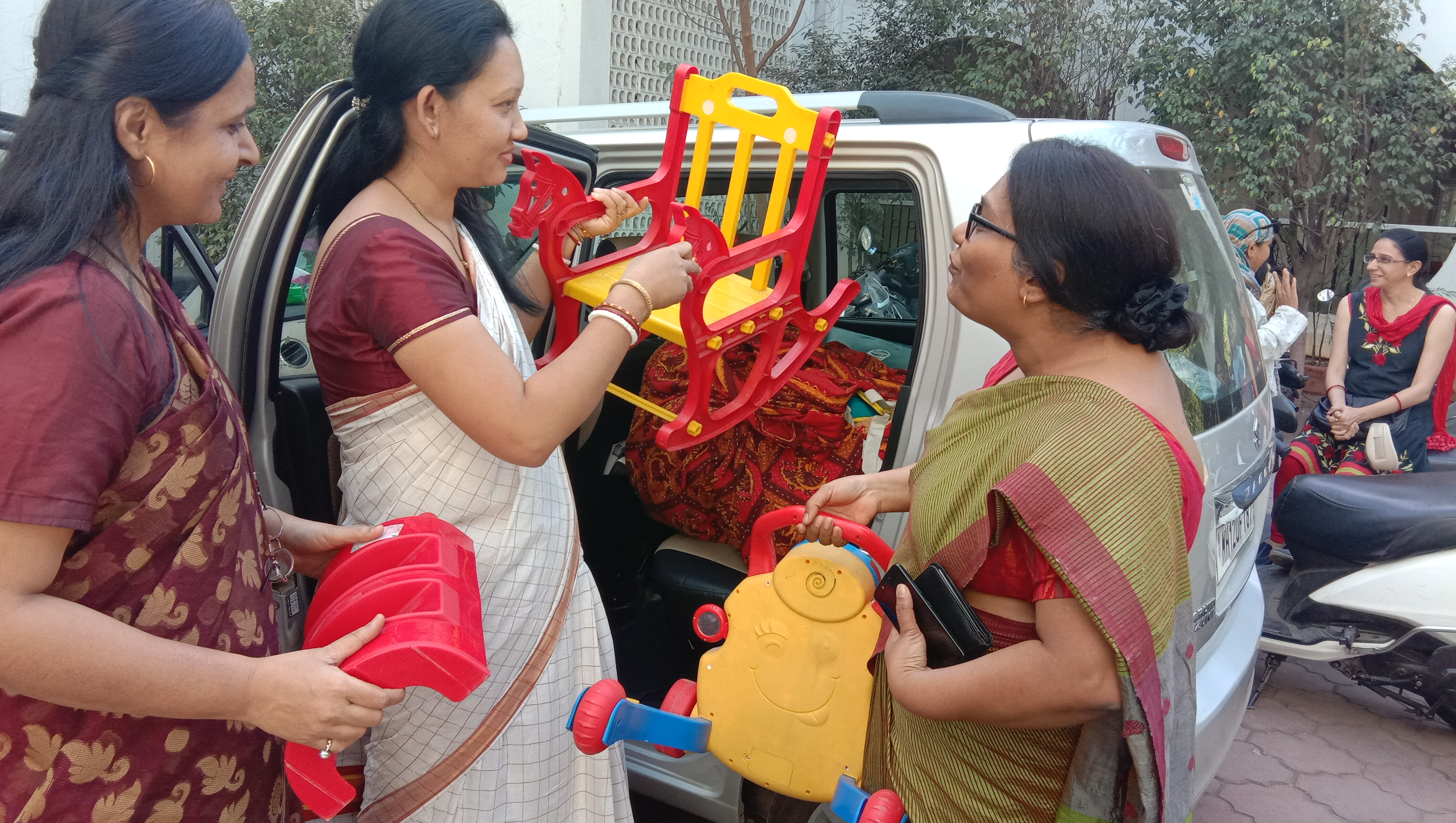 Taking toys to DeepGriha